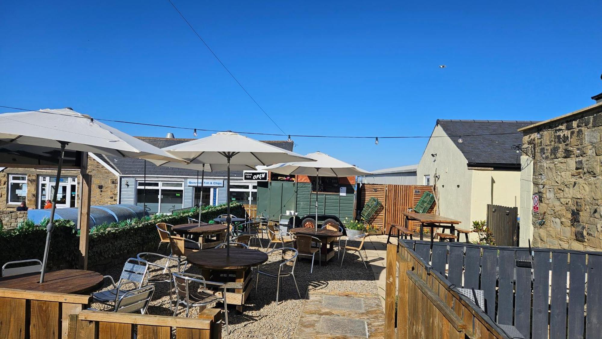 Готель Amble Harbour Retreats Екстер'єр фото